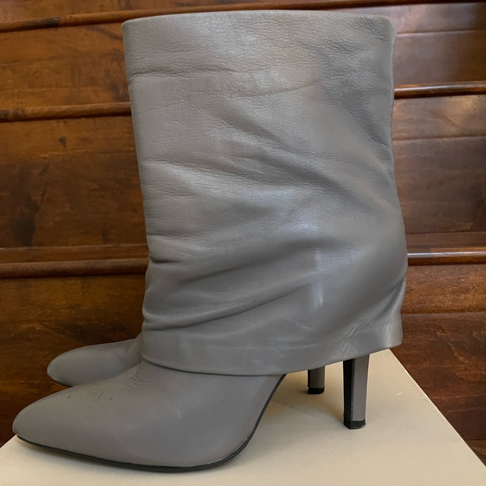 BCBGeneration grey leather pointy boots size 8